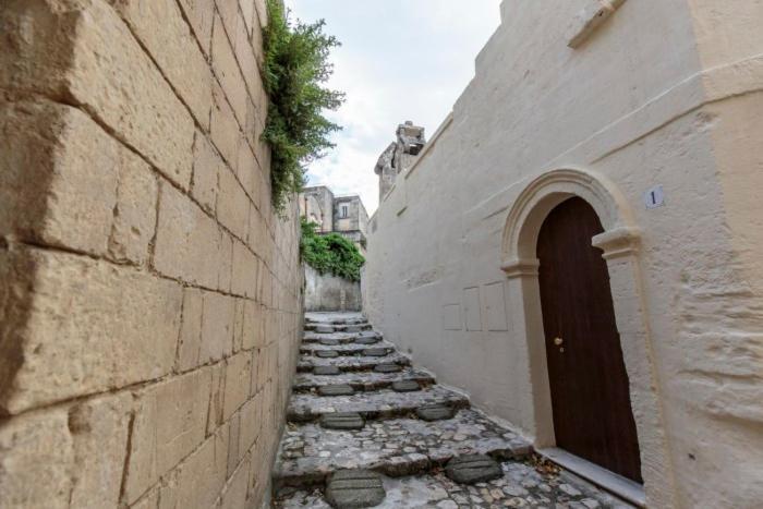 Alla Dimora Di Chiara Suite And Rooms Matera Exterior photo
