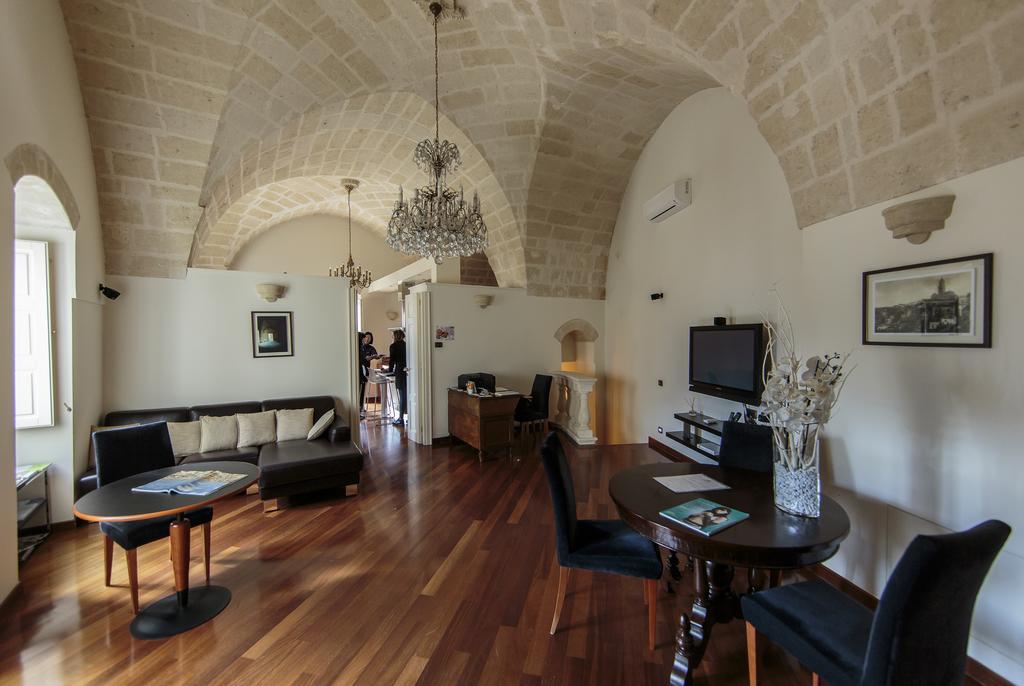 Alla Dimora Di Chiara Suite And Rooms Matera Exterior photo